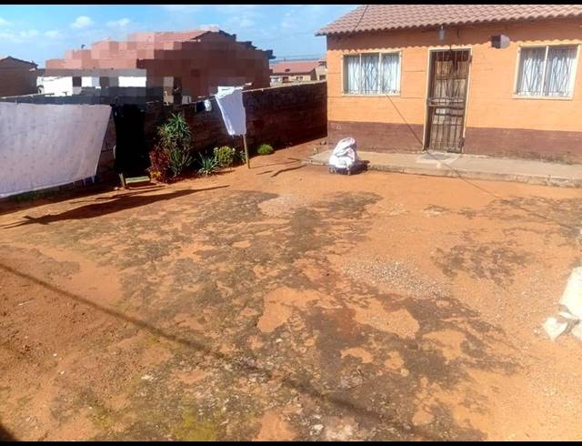 2 BEDROOM HOUSE FOR SALE IN MOHLAKENG